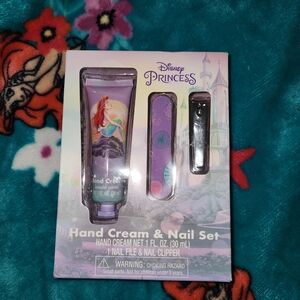 Disney Princess Lavender Hand Cream & Nail Care Set